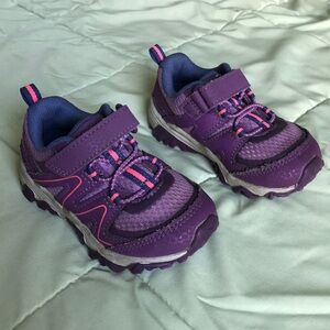 Toddler girls tennis shoes